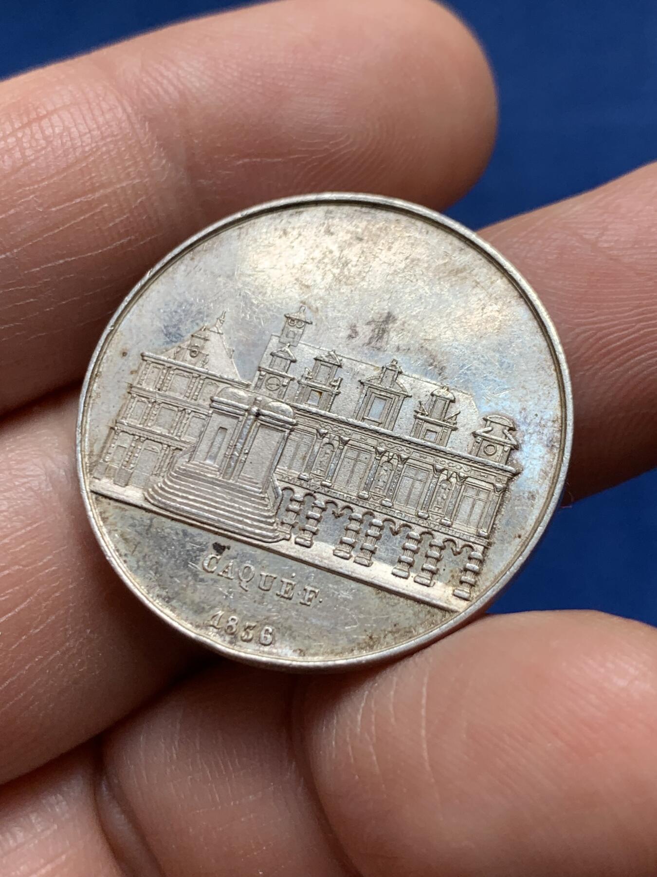 《竞宝斋》第477场 周日，周一 2场连拍 （全场包邮）欢迎送拍