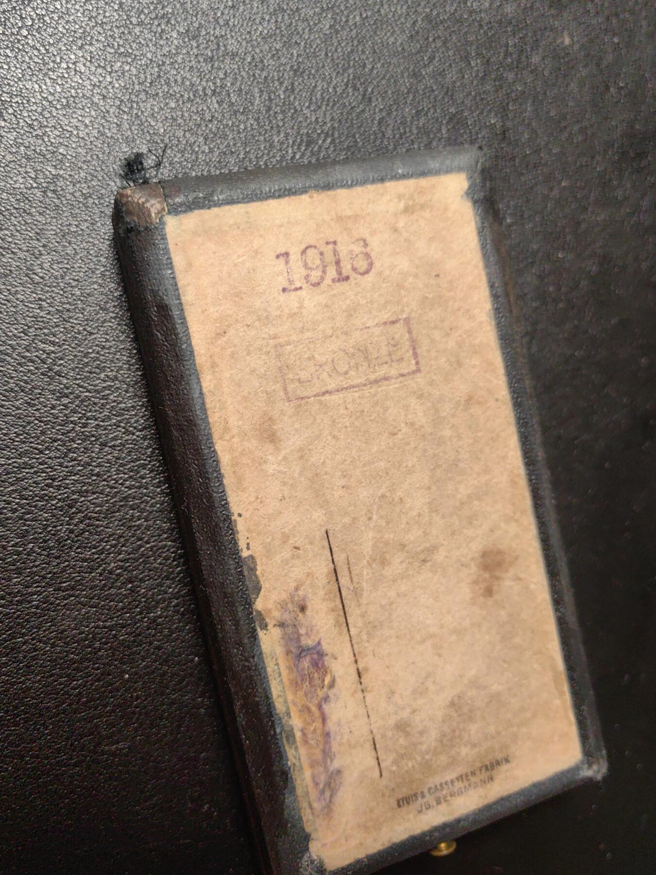 靖甫拍卖第九场 奥匈金级带冠功勋十字勋章带原盒