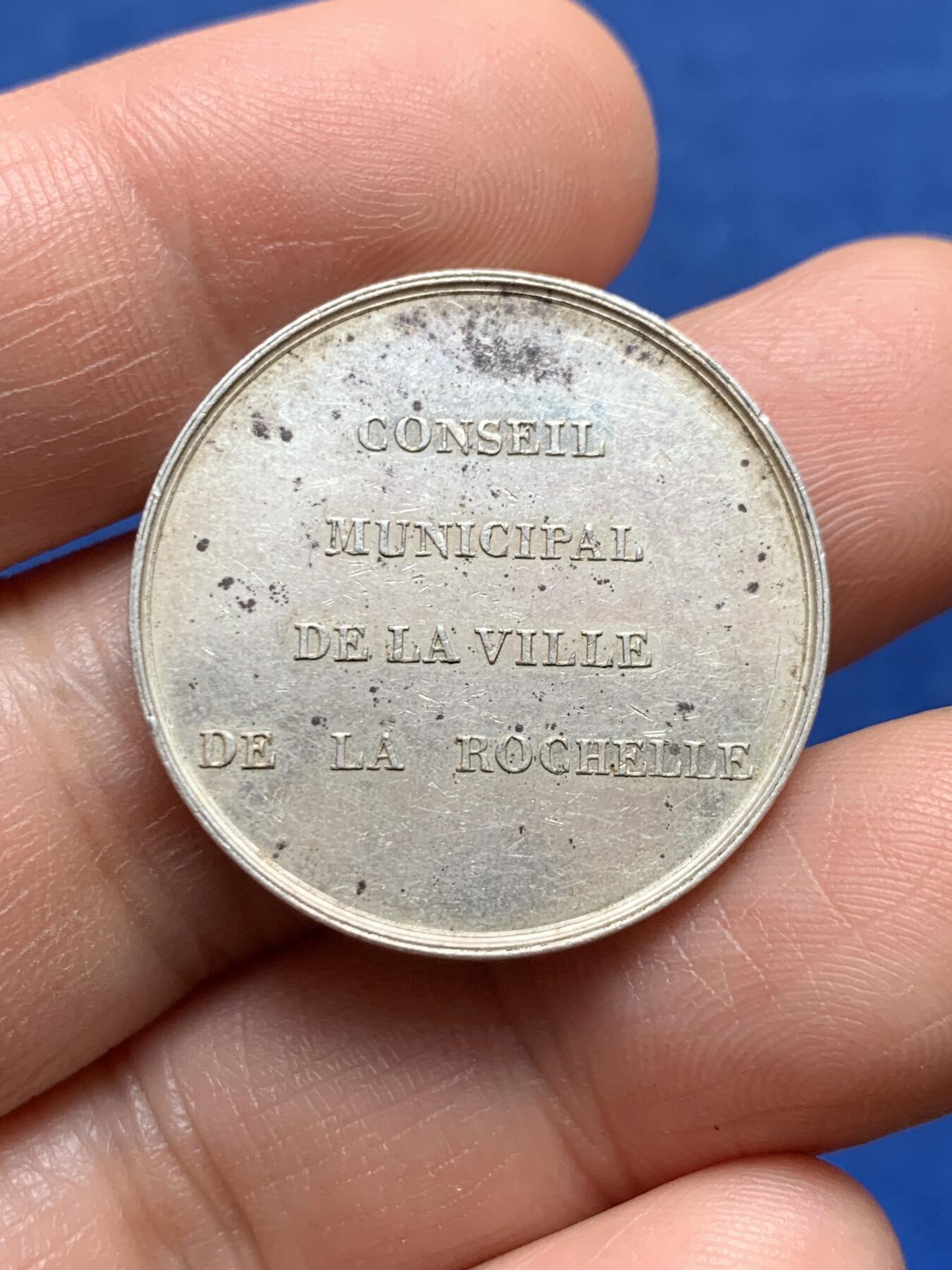 《竞宝斋》第477场 周日，周一 2场连拍 （全场包邮）欢迎送拍