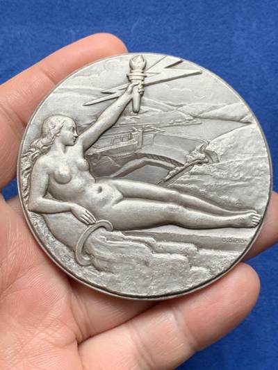 《竞宝斋》第477场 周日，周一 2场连拍 （全场包邮）欢迎送拍 - 法国波尔多地区电力协会纪念镀银铜章 173.6克 67.7mm 丰饶角铜标