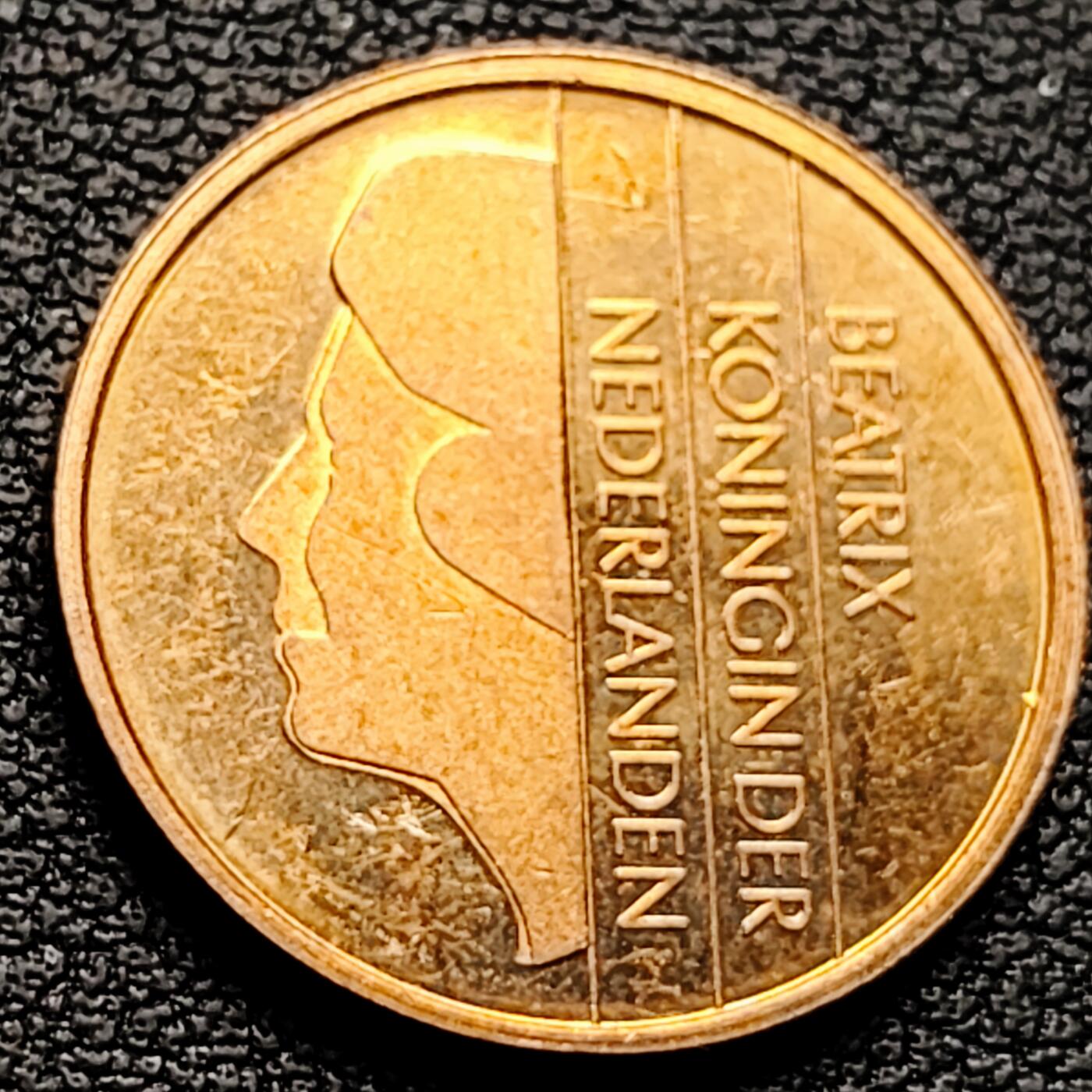 泉币菌-第220场-拍品多 请提前出价 。