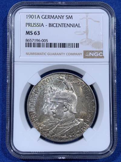《竞宝斋》第477场 周日，周一 2场连拍 （全场包邮）欢迎送拍 - NGC MS63 德国1901年普鲁士建国200周年5马克大银币 深彩包浆 兼备原光及转光
