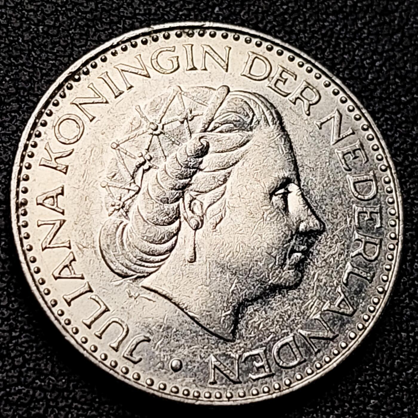 泉币菌-第220场-拍品多 请提前出价 。