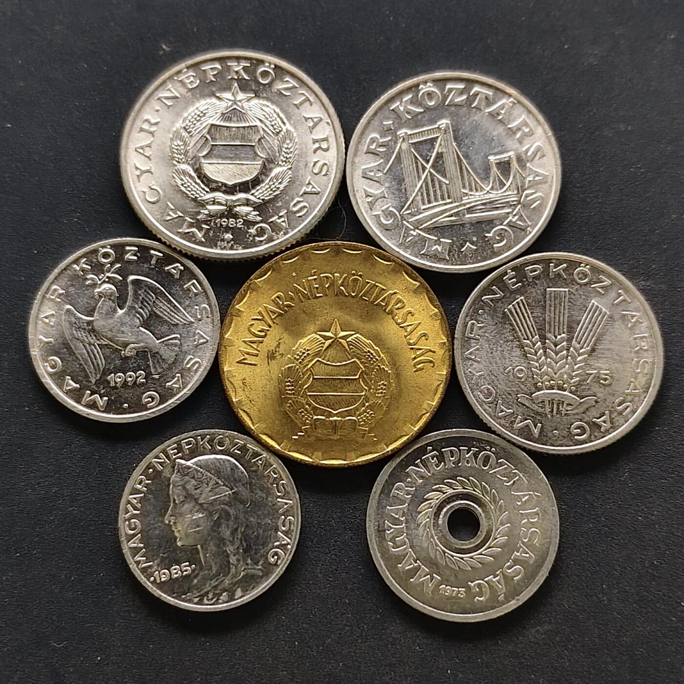 【全场包邮】纯粹捡漏拍518场 匈牙利各年份7枚套币