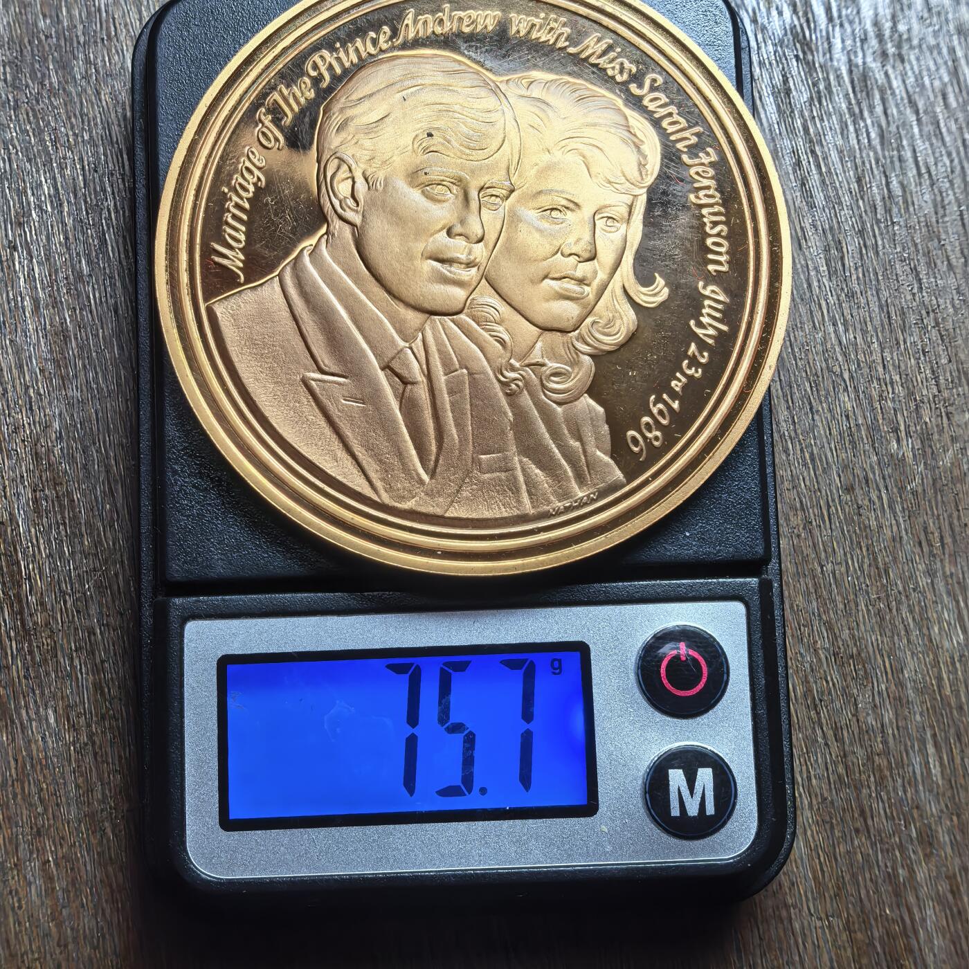 1986年英国安德鲁王子与莎拉·弗格森大婚纪念铜章