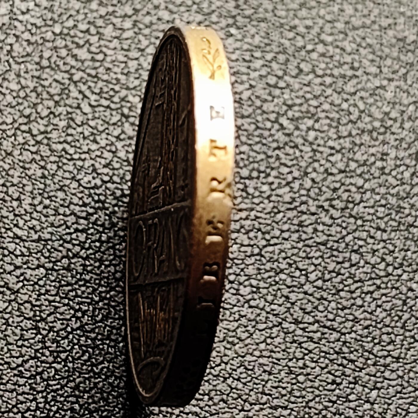 泉币菌-第220场-拍品多 请提前出价 。