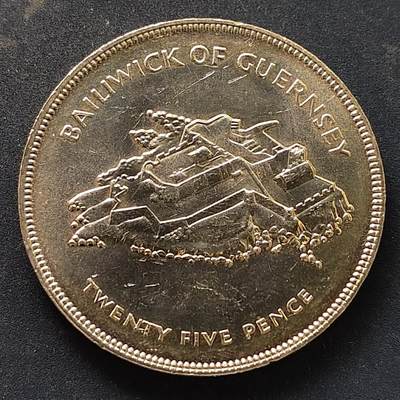 【全场包邮】纯粹捡漏拍518场 - 根西1977年25便士女王登基25周年克朗型纪念币