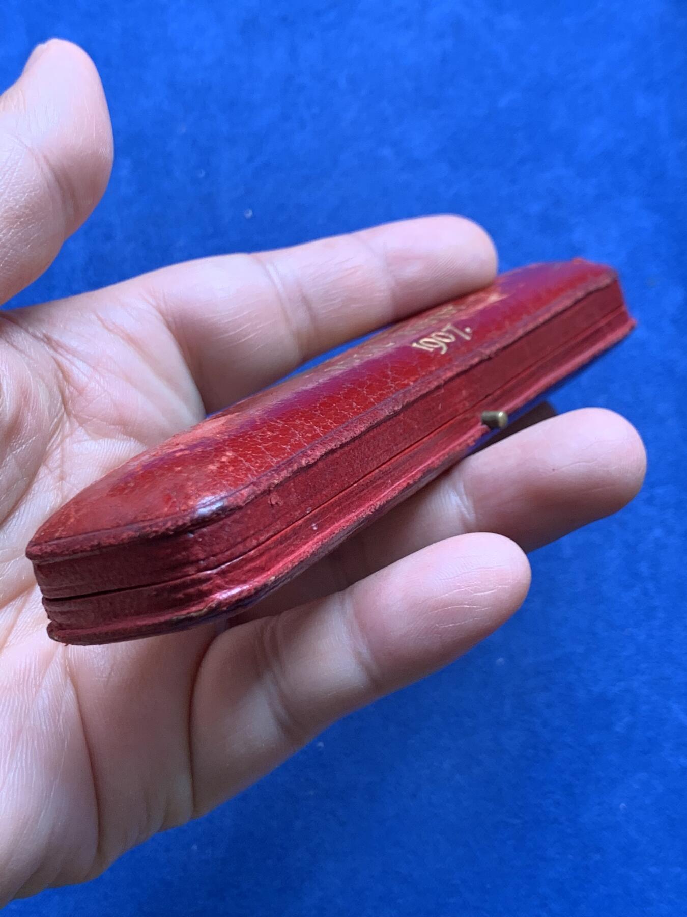 《竞宝斋》第477场 周日，周一 2场连拍 （全场包邮）欢迎送拍 1907年濯足币4枚装空盒一个 细节见图