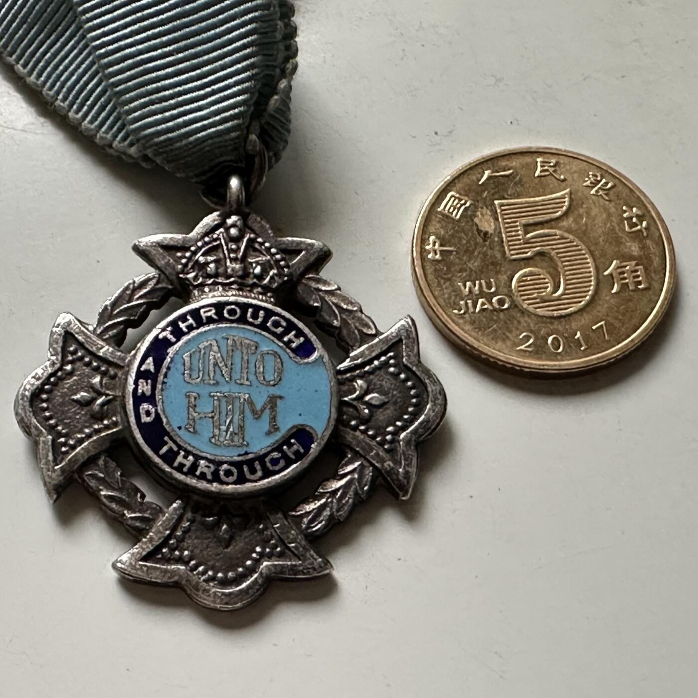 🌹外币初藏🌹🐯2026年第38场   每周二四六晚8️⃣点 世界钱币 英国共济会 1953年 纯银珐琅十字勋章 直径31.5毫米 实测总重17.4克 官方银标