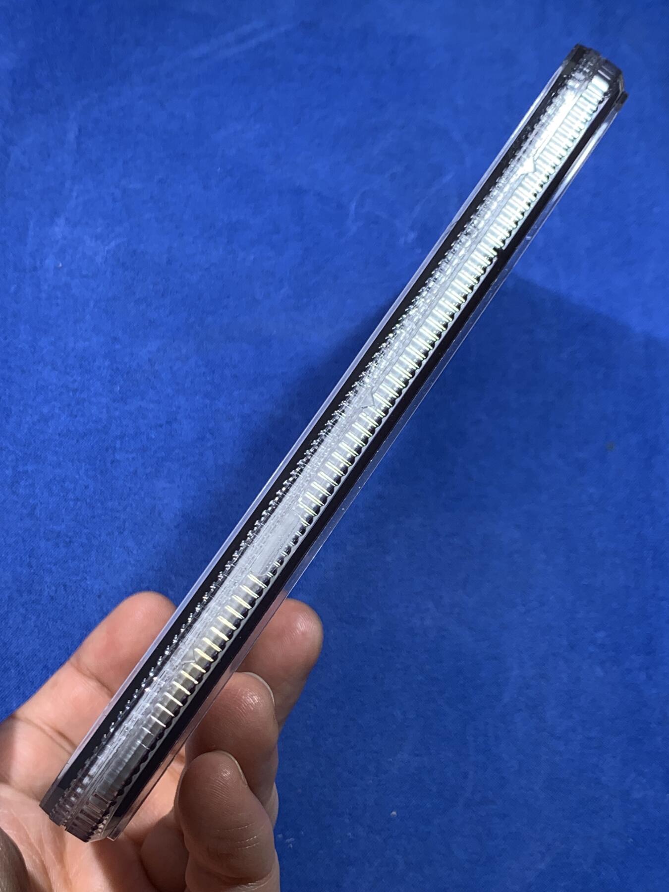 《竞宝斋》第477场 周日，周一 2场连拍 （全场包邮）欢迎送拍 NGC MS62 荷兰1933年婚礼纪念大银章，荷兰婚典题材经典纪念章。正面图案双文章,铭文译为”婚姻是心灵的港湾“，背面铭文译为”玫瑰会凋谢，花朵会枯萎，爱与怀念永恒留存“烂漫至极。直径：50mm，重：50.4g，加大盒。