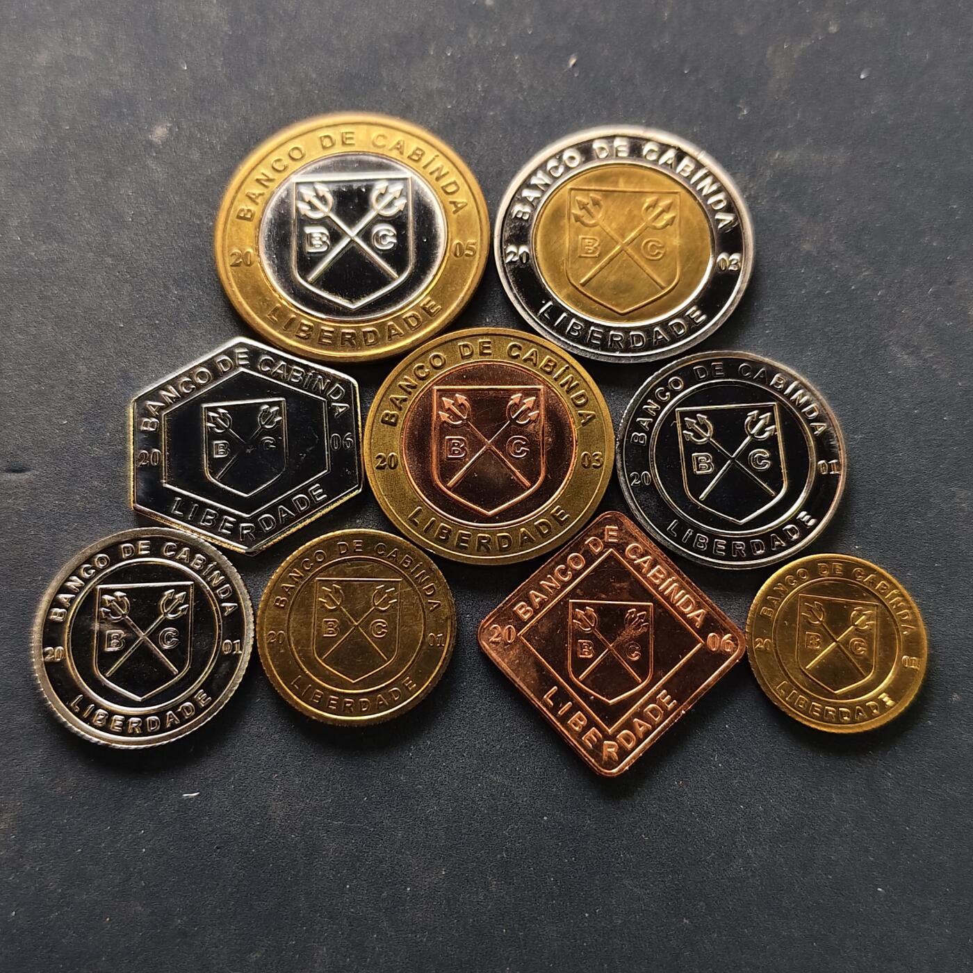 【全场包邮】纯粹捡漏拍519场 【商业币】卡奔达2001-2005年10枚套币