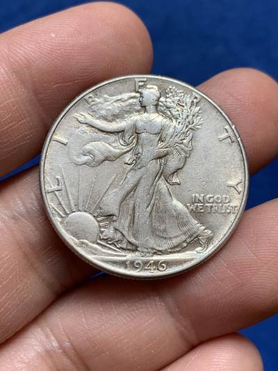 《竞宝斋》第477场 周日，周一 2场连拍 （全场包邮）欢迎送拍 - 美国1946年行走女神半美元银币