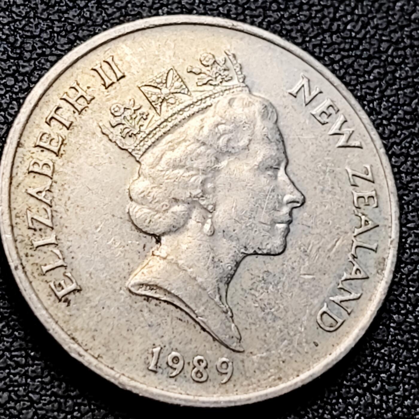 泉币菌-第220场-拍品多 请提前出价 。