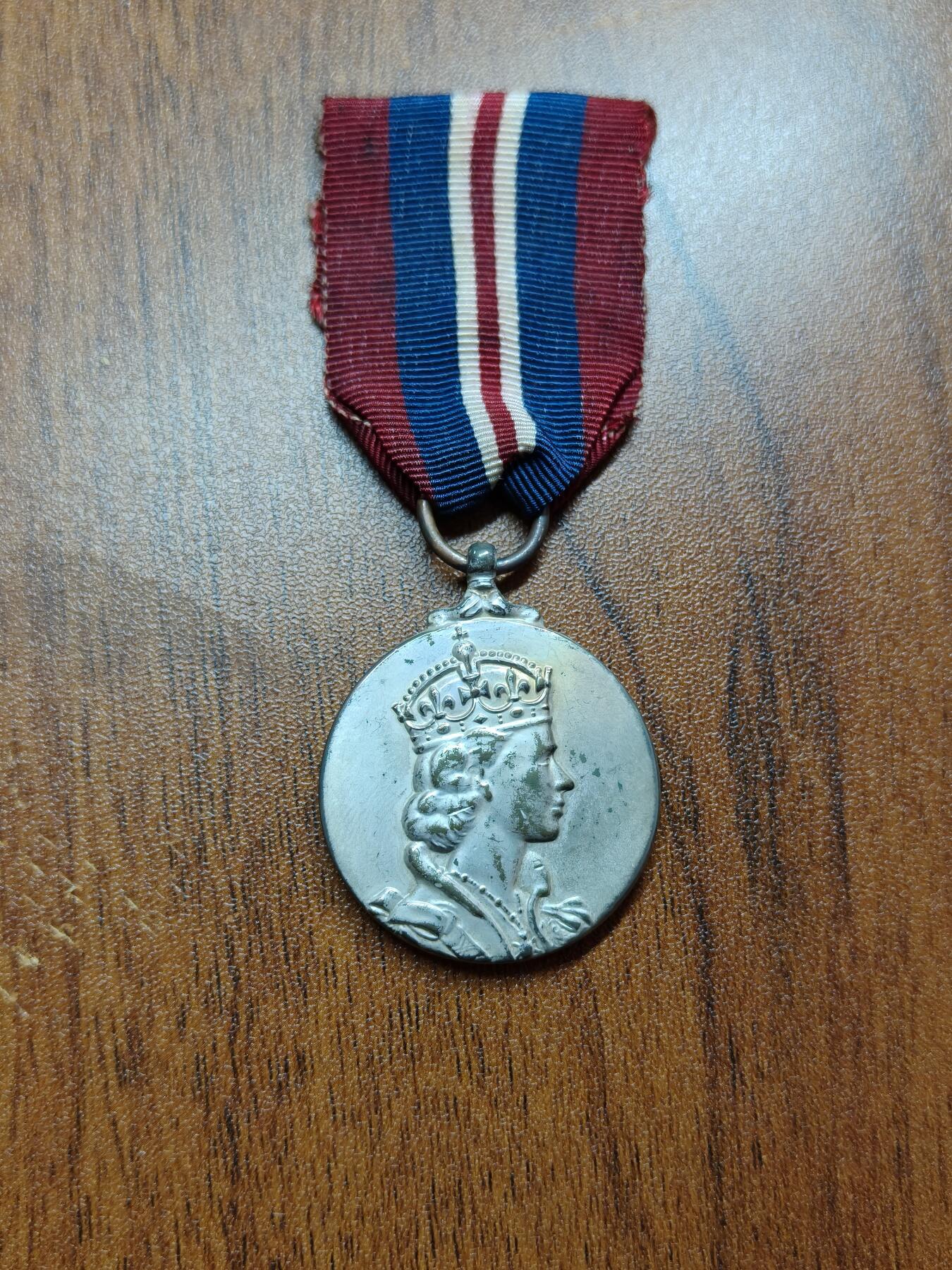 蜀地medal 2026春季精品专场 第5场 伊丽莎白二世加冕典礼纪念章 颁发量138,214 枚