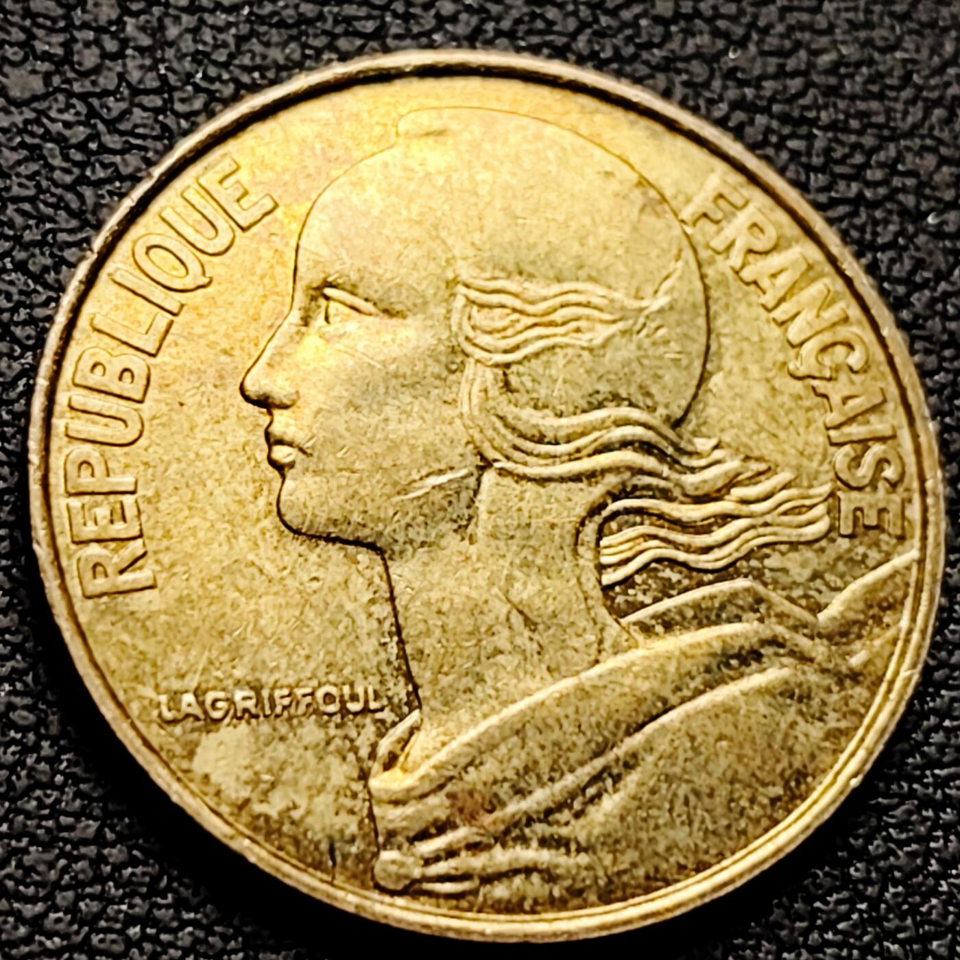 泉币菌-第221场-拍品多 请提前出价 。