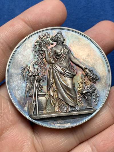 《竞宝斋》第478场 周日，周一 2场连拍 （全场包邮）欢迎送拍 - 法国皮卡第地区园艺协会纪念大银章 67.05克 50.5mm 丰饶角银标 好品 带盒