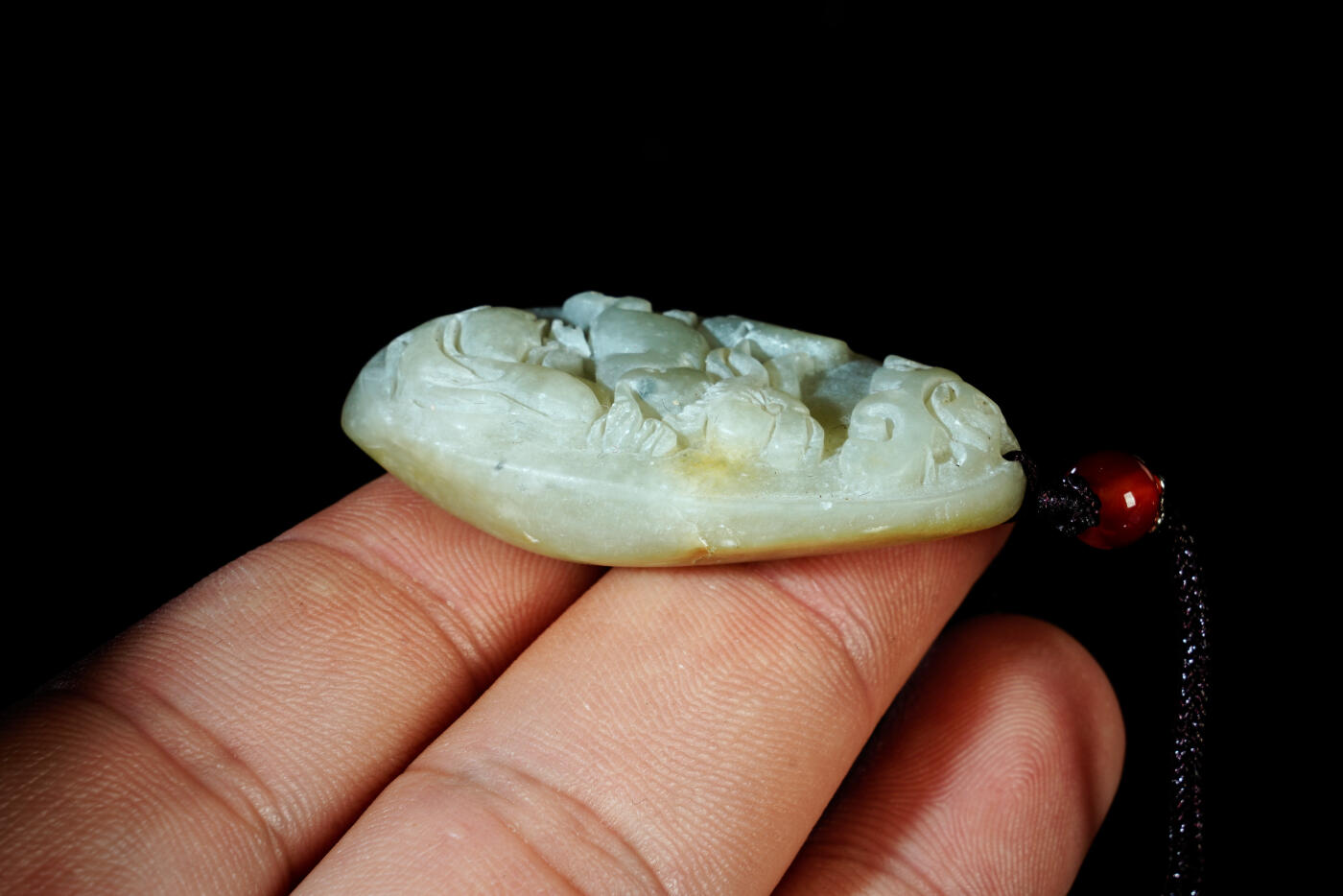 上海都达杂项专场六十八【全场包邮】 天然和田玉精雕《玉兔送财》挂件95-161