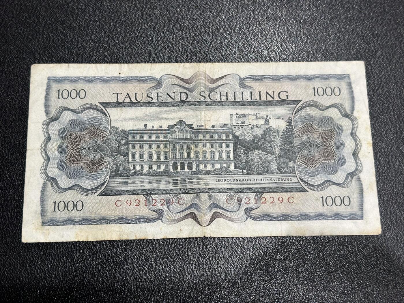 《外钞收藏家》第六百二十四期（精品场）（长期征集拍品、欢迎藏友们联系合作） 1966年奥地利1000先令 非全新 品相如图