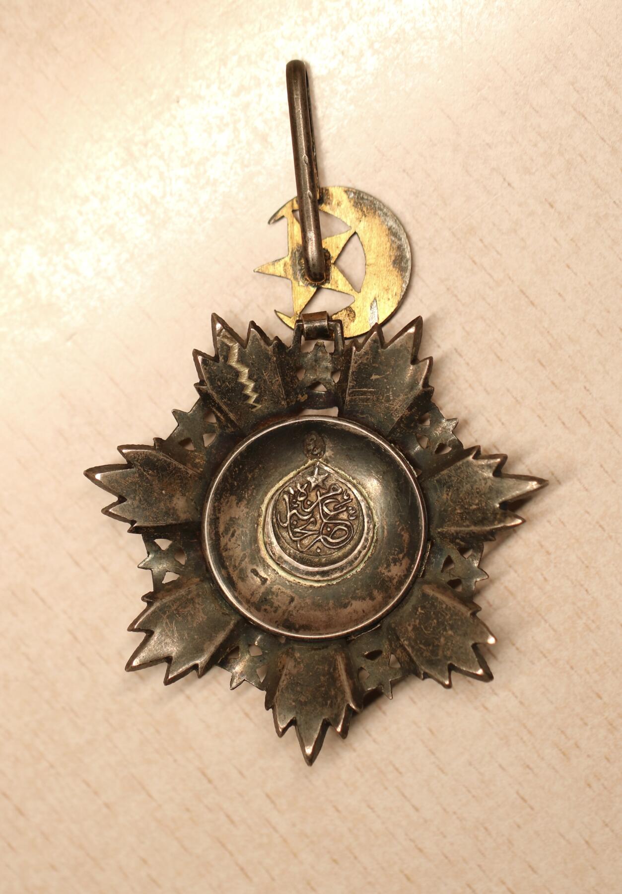 大猫徽章拍卖 第291期 奥斯曼三级梅日迪勋章