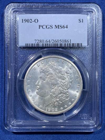《竞宝斋》第478场 周日，周一 2场连拍 （全场包邮）欢迎送拍 - PCGS MS64 美国1902年O版摩根1美元银币 老盒标签 保存得很不错 状态同样优秀