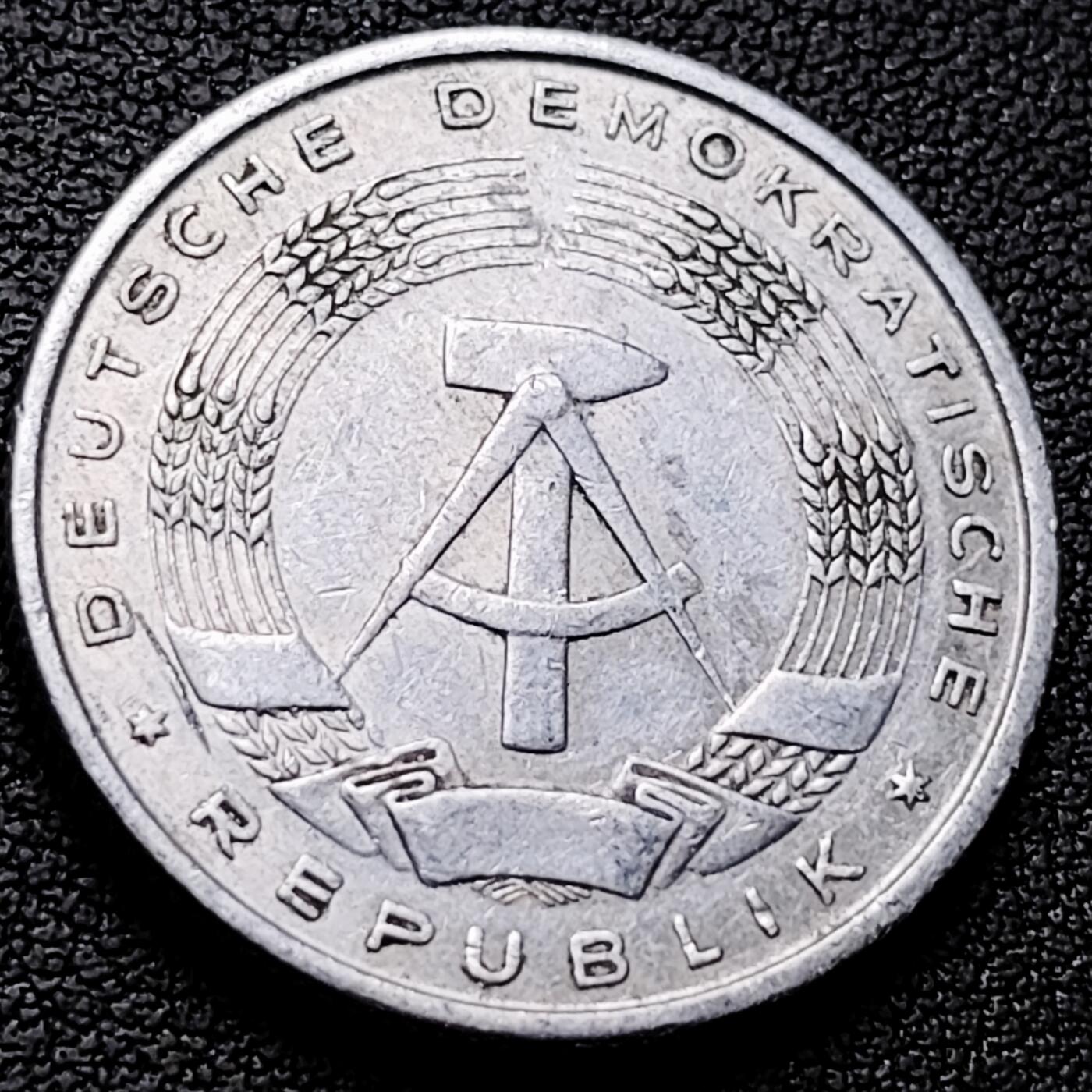 泉币菌-第221场-拍品多 请提前出价 。