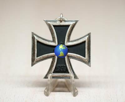 大猫徽章拍卖 第291期 - 珍爱和平 德三二铁 7厂 品好