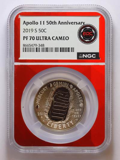 观钱 近现代机制币拍卖No.007（全场顺丰包邮，不区分偏远地区）  - 2019 年美国阿波罗 11 号登月 50 周年50分精制银币（NGC PF70 Ultra Cameo）创意弧面银币，背面突起币面模拟鱼眼镜头拍摄的登月照片