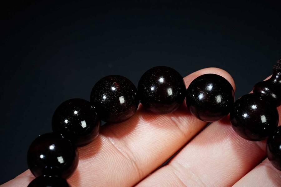 上海都达杂项专场六十八【全场包邮】 印度小叶紫檀爆满金星1.5圆珠手串 附鉴定证书95-296