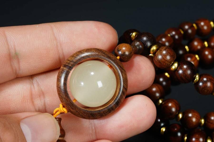 上海都达杂项专场六十八【全场包邮】 海南黄花梨虎皮纹灯笼珠多圈时来运转吊坠手串 附鉴定证书95-293