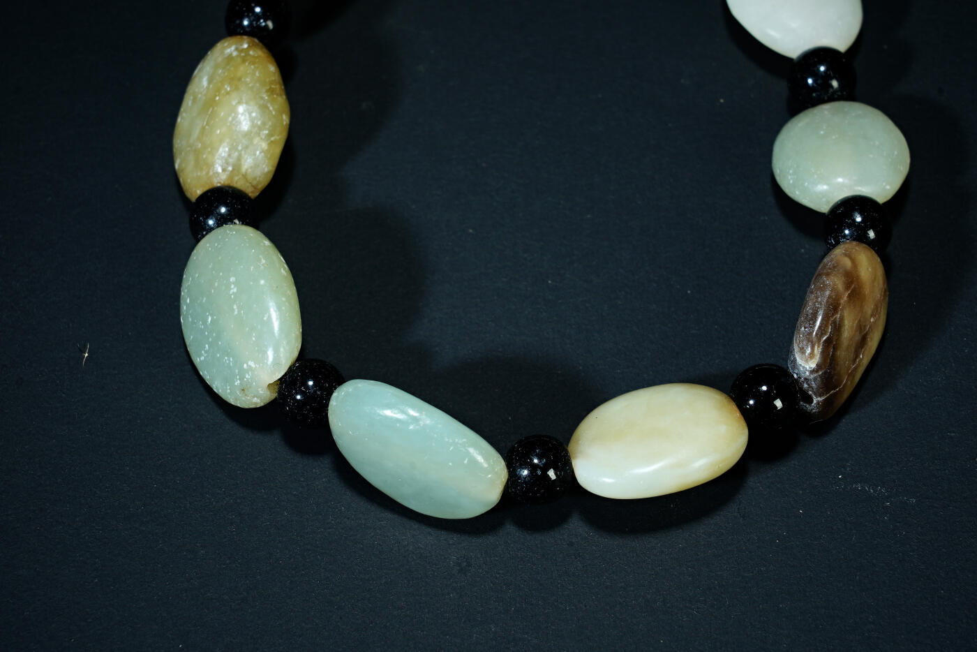 上海都达杂项专场六十八【全场包邮】 天然和田玉籽料手串95-144