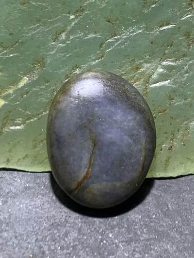 精美和田玉青花小独籽原石一颗， - 精美和田玉青花小独籽原石一颗，