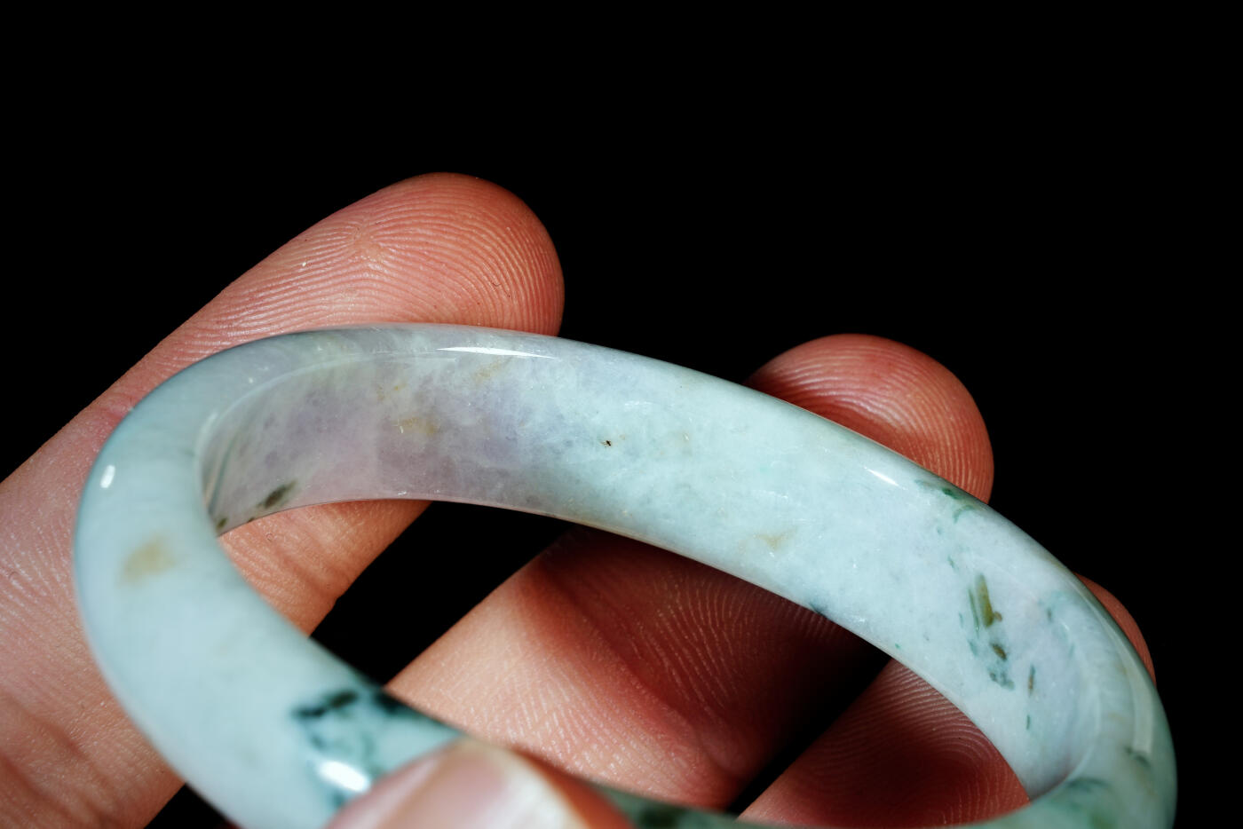 上海都达杂项专场六十八【全场包邮】 天然 翡翠（A货）蛋形手镯 附鉴定证书95-140
