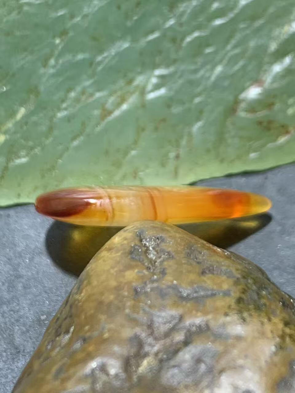 精美高玉化千层纹缠丝玛瑙吊坠一个