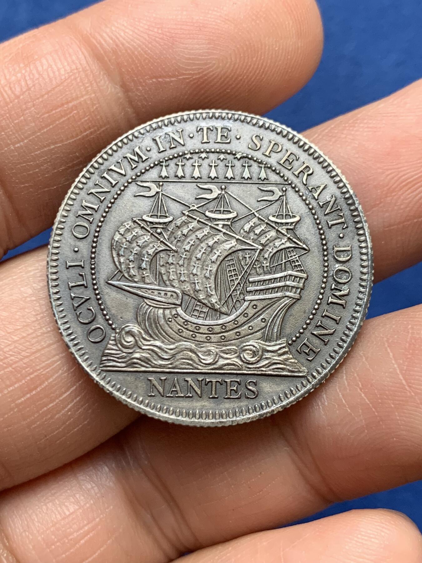 《竞宝斋》第478场 周日，周一 2场连拍 （全场包邮）欢迎送拍 法国南特商会银代币 14.2克 31.5mm 丰饶角1银标