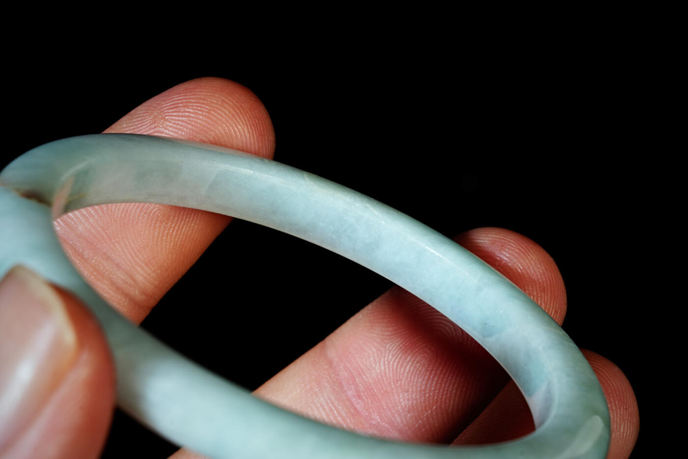 上海都达杂项专场六十八【全场包邮】 天然冰绿种翡翠（A货）手镯 附鉴定证书95-134