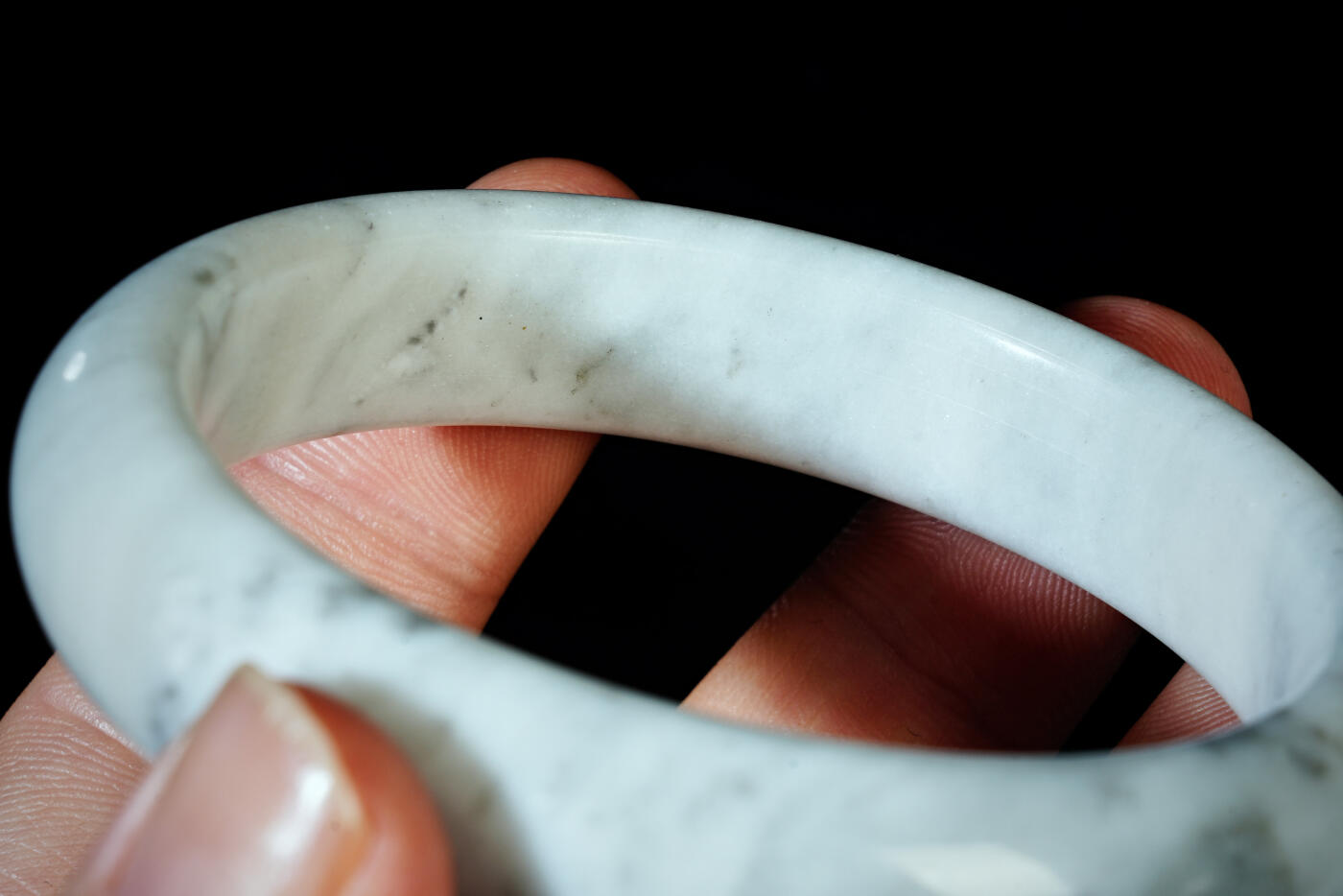 上海都达杂项专场六十八【全场包邮】 天然和田玉青花籽料贵妃手镯95-143