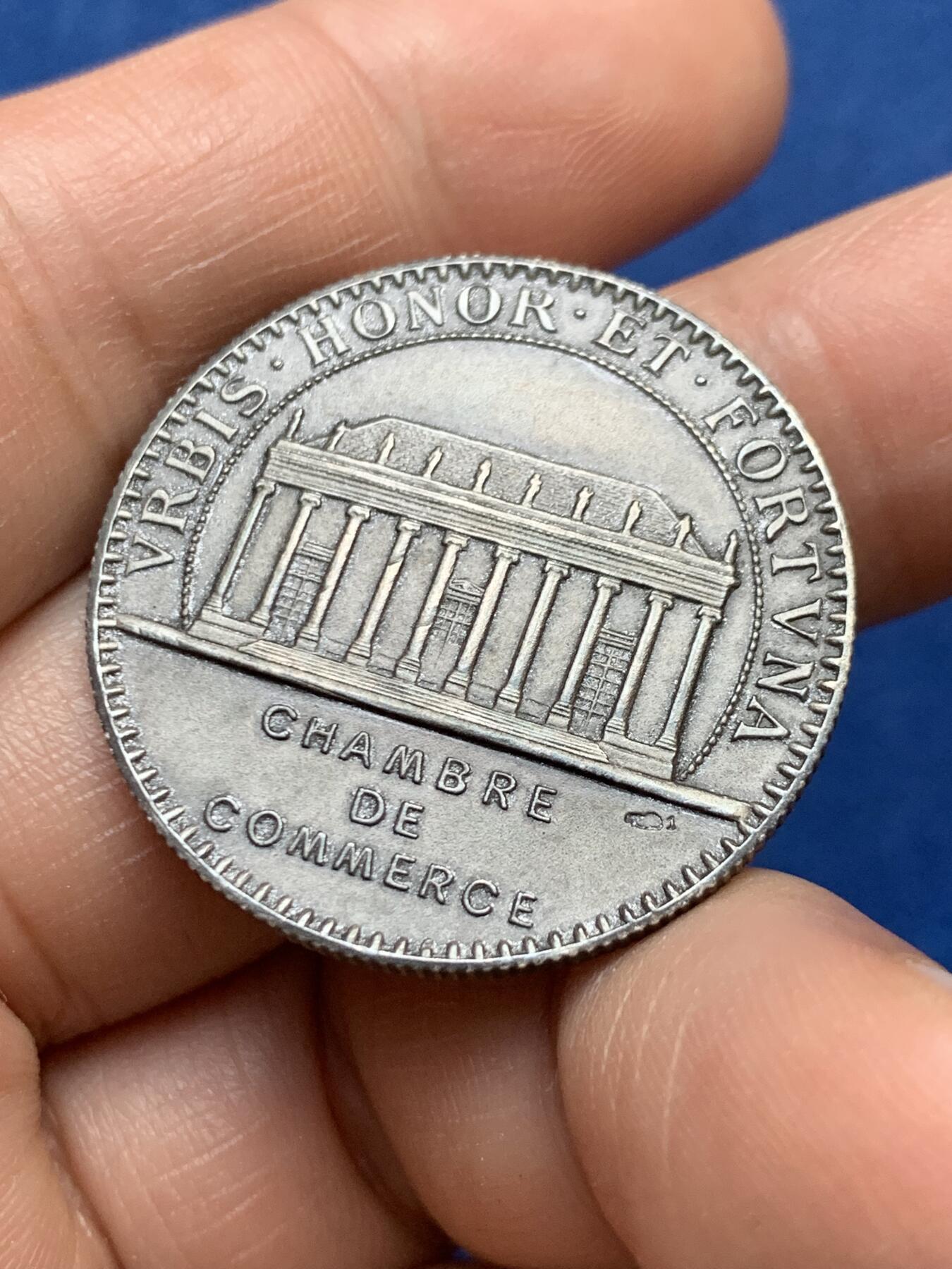 《竞宝斋》第478场 周日，周一 2场连拍 （全场包邮）欢迎送拍 法国南特商会银代币 14.2克 31.5mm 丰饶角1银标