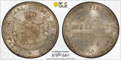 万国钱币拍卖第064期 - PCGS MS65 1834年德国安哈尔特-贝恩堡矿业祈祷纹章流通1泰勒 唯一一款贝恩堡窗帘形态1泰勒 小熊爬墙的前身 仅单年发行15000枚且流通充分 即便通货也是难得一见 能达到BU品质可谓凤毛麟角 全深打丝绸转光地板 极美香槟色调淡彩环绕 PCGS唯一冠军分唯一MS 亚军就是XF40 其难度可见一斑 入库收藏重器级别