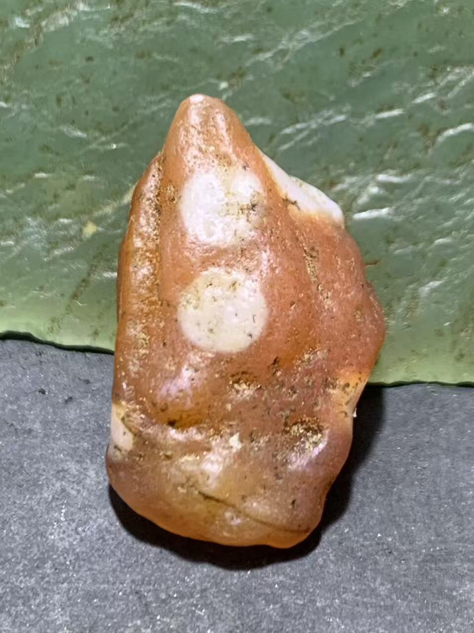 放福利！精美罕见天然戈壁阿拉善粉色天眼纹玛瑙原石一颗，