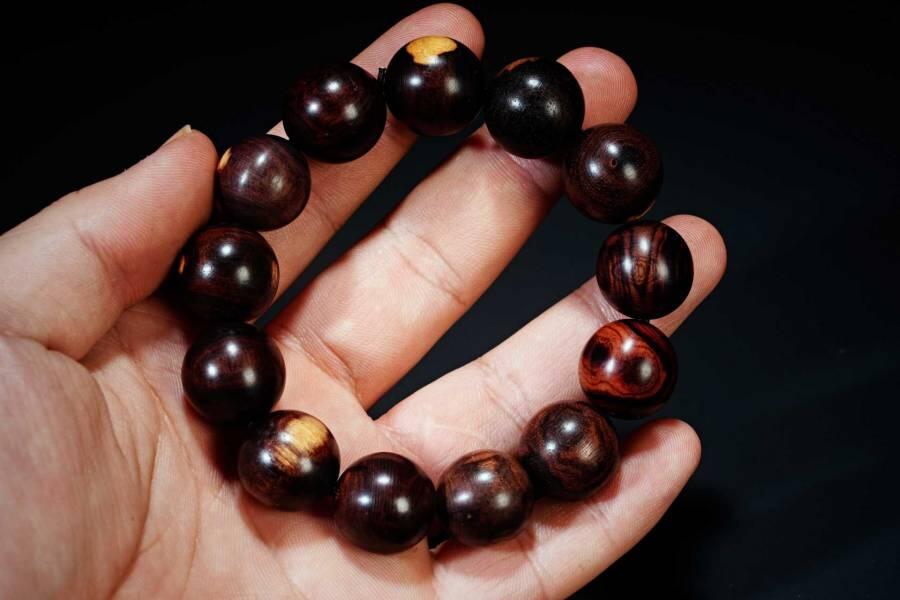 上海都达杂项专场六十八【全场包邮】 海南黄花梨虎皮纹1.8圆珠手串 附鉴定证书95-281