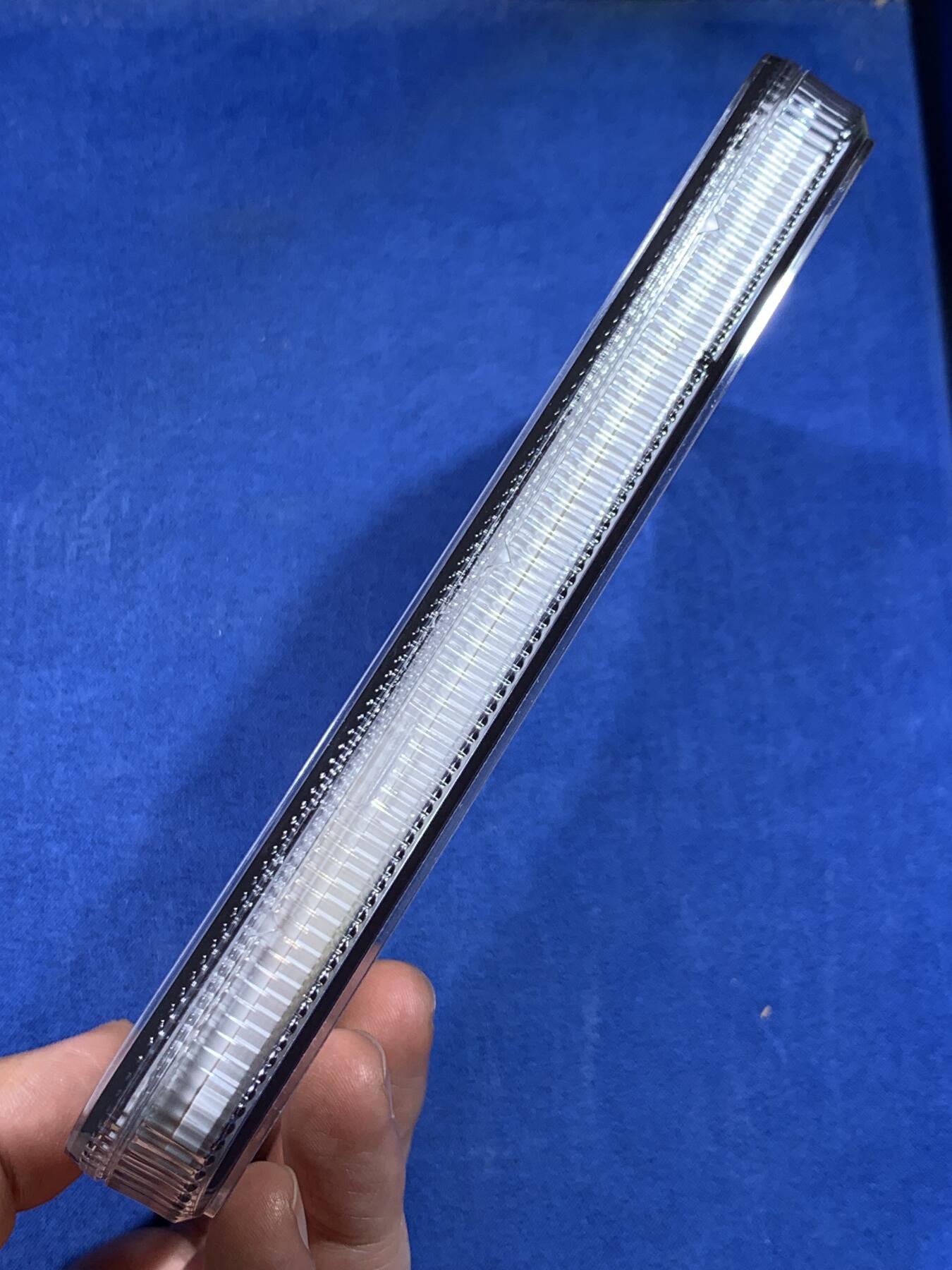 《竞宝斋》第478场 周日，周一 2场连拍 （全场包邮）欢迎送拍 NGC MS64 法国SAMF协会第26号作品《丰收》大银章，名家DAMPT Jean作。重：98.3g。正面年轻女子站立，手持镰刀，立于麦穗丛中。背面耕作场景，前景为荆棘，背景为旭日，天空有雨云。1904年分发，共分发青铜章120枚，银章91枚。边部带有法国奖章之友协会（SAMF）的蜥蜴标记及编号15 加大加厚盒