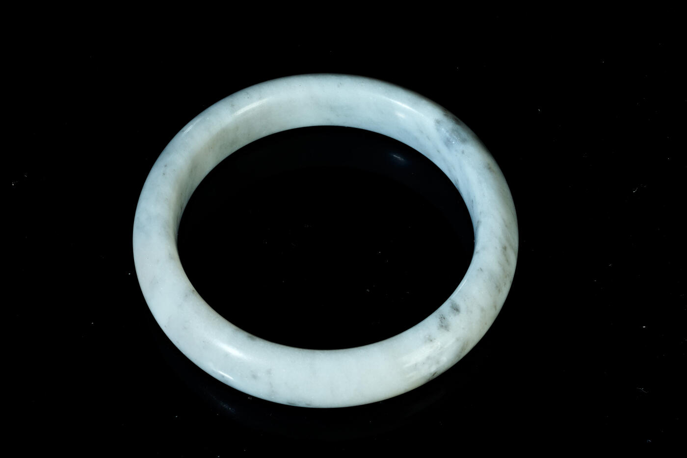 上海都达杂项专场六十八【全场包邮】 天然和田玉青花籽料贵妃手镯95-143