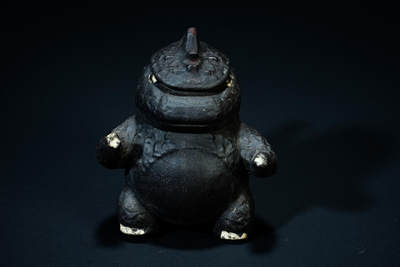 上海都达杂项专场六十八【全场包邮】 - 紫砂哥斯拉茶宠摆件95-123