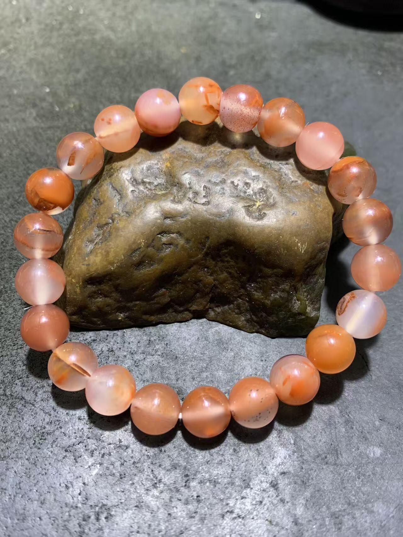 精美川料南红玛瑙荔枝冻飘红单圈手串一条