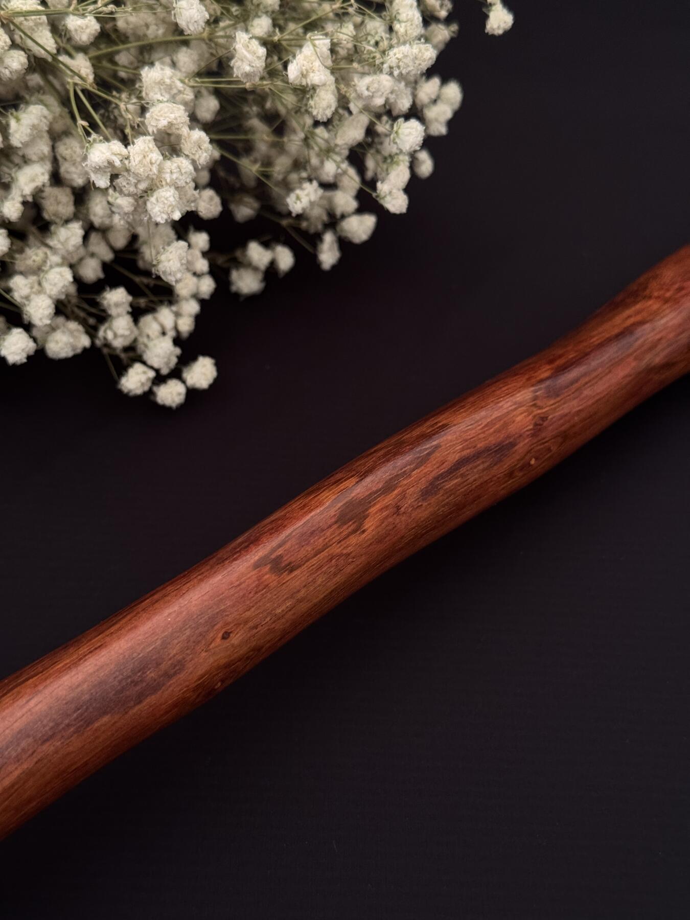 零元拍：NO.12海南黄花梨随形文玩把玩棍，尺寸长约：36CM