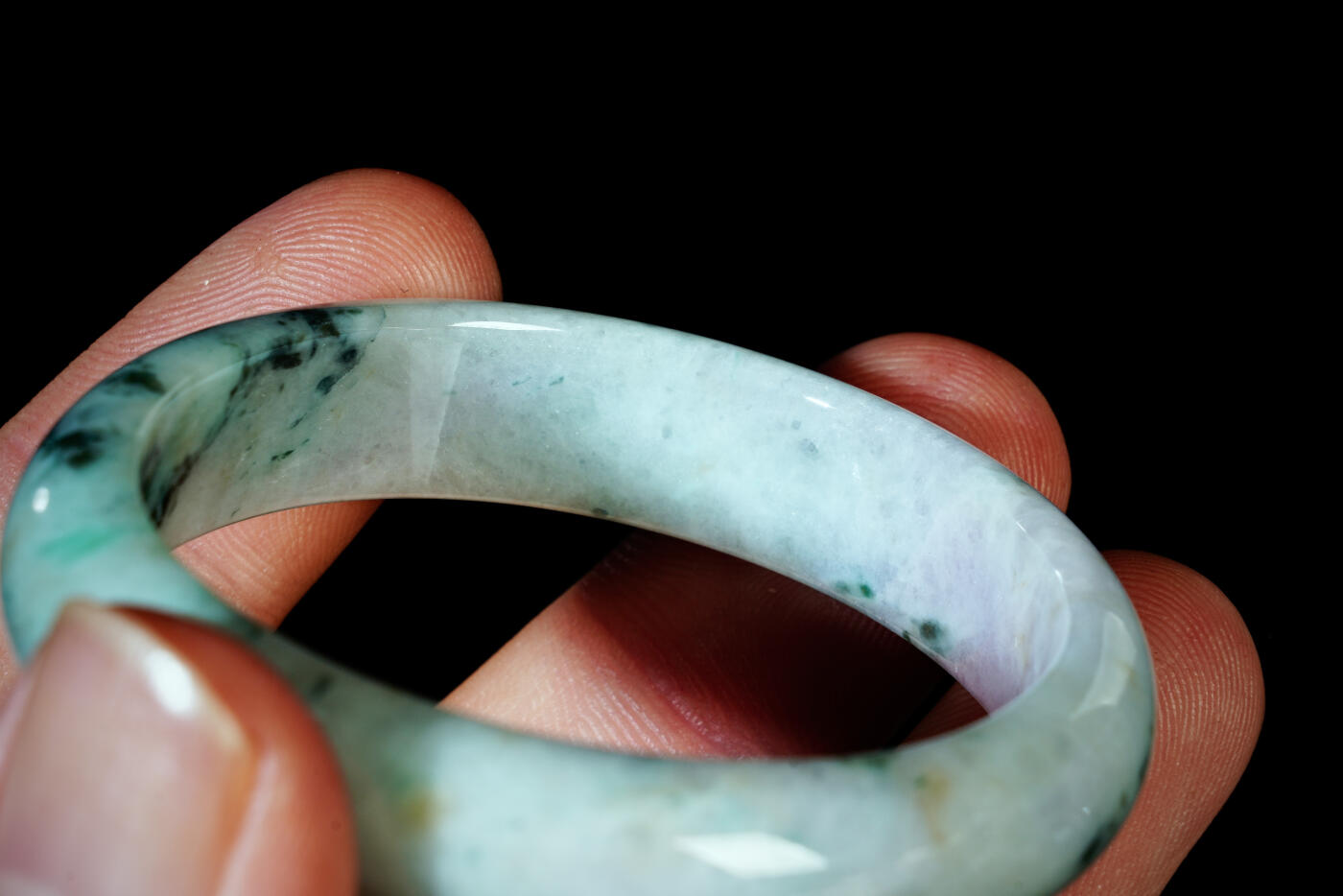 上海都达杂项专场六十八【全场包邮】 天然 翡翠（A货）蛋形手镯 附鉴定证书95-140