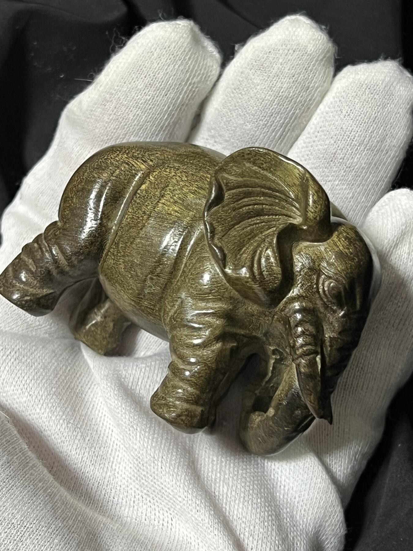 零元拍：金丝楠 阴沉木 太平有象 雕件手把件，满手留香金丝流溢。67/38/48.5MM