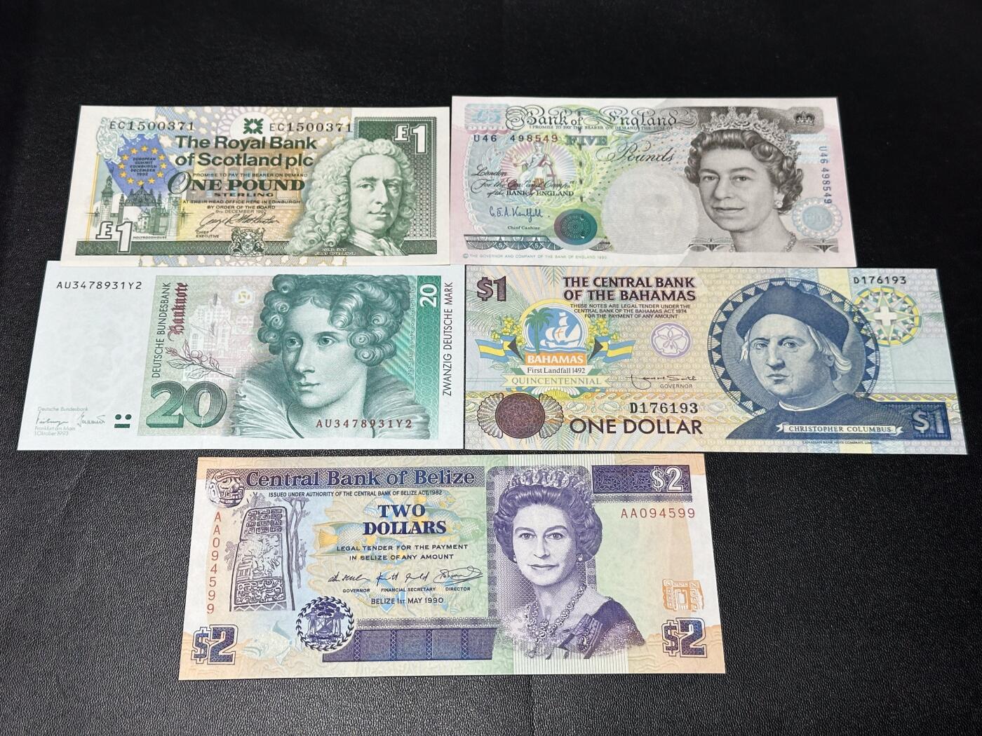 《外钞收藏家》第六百二十四期（精品场）（长期征集拍品、欢迎藏友们联系合作） 苏格兰、英国、德国、巴哈马、伯利兹 五张一起 英国E序列5镑AU品相 其他全新