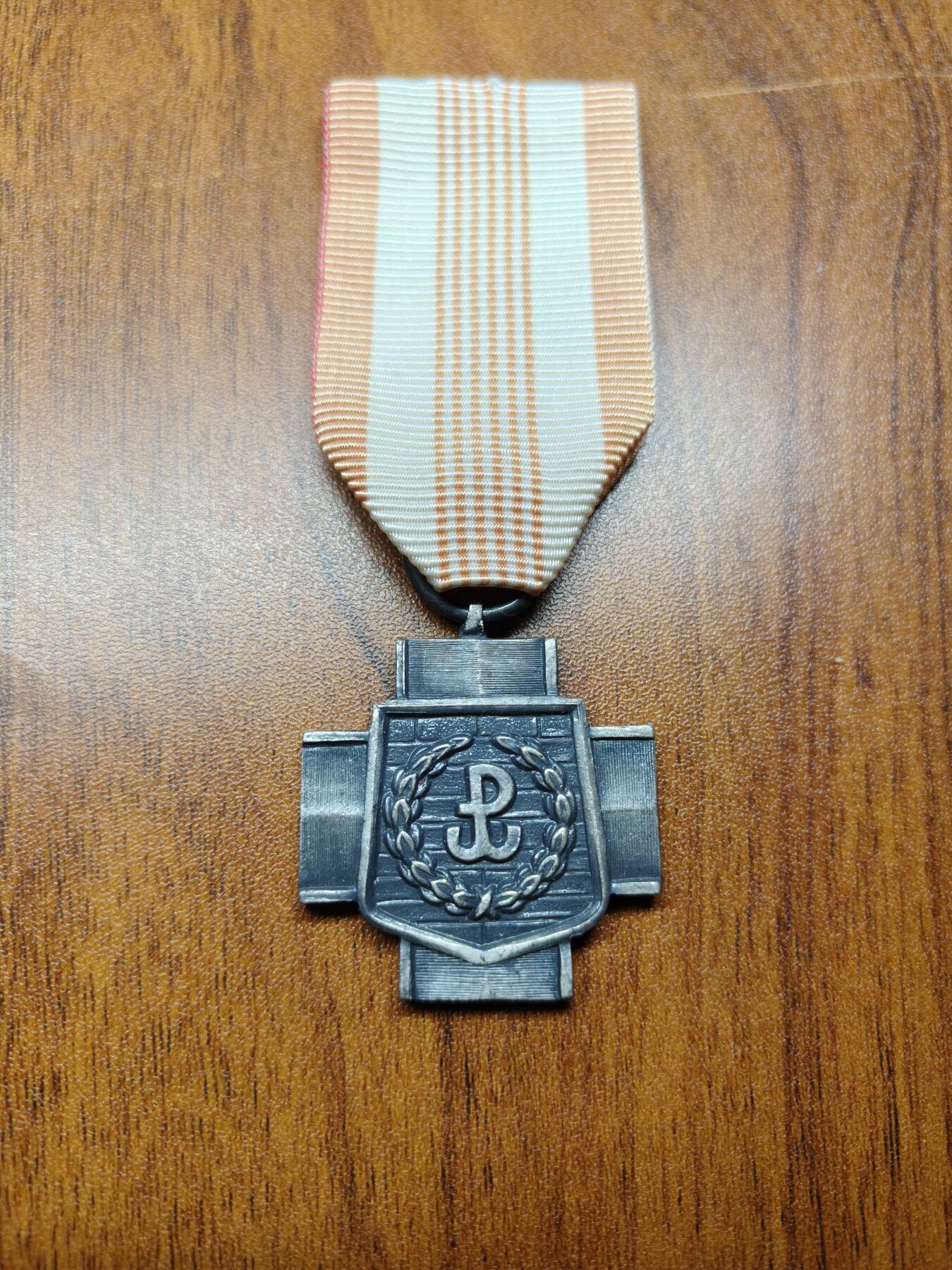 蜀地medal 2026春季精品专场 第5场 波兰家乡军纪念章 授予二战波兰地下游击队和波兰抵抗组织成员 非常罕见