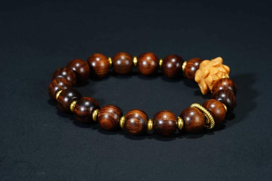 上海都达杂项专场六十八【全场包邮】 海南黄花梨虎皮纹灯笼珠莲花手串 附鉴定证书95-290